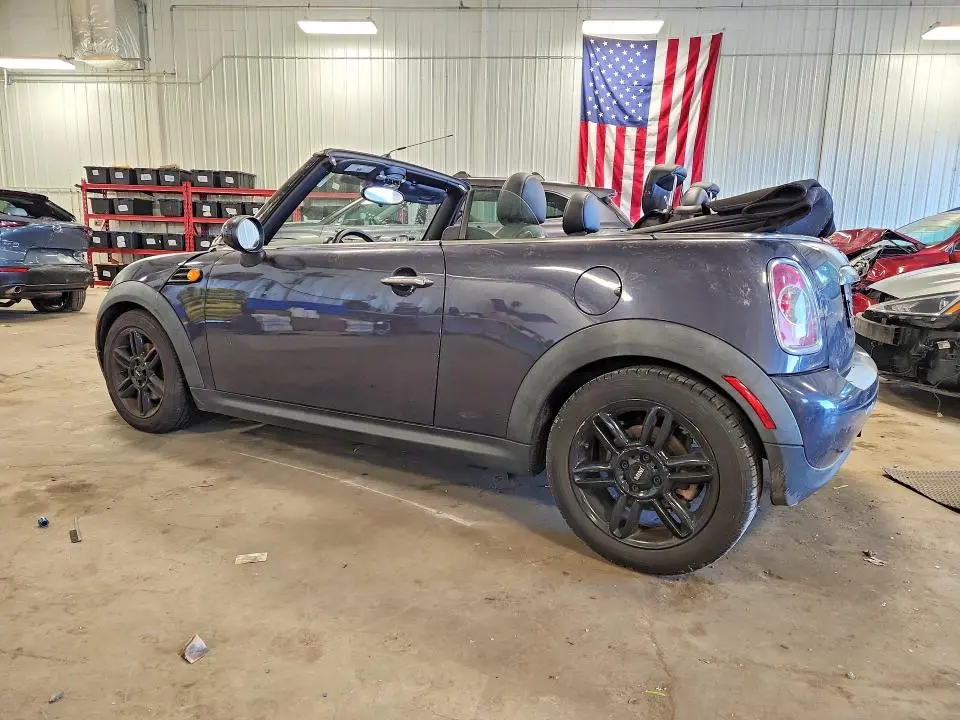 2014 MINI COOPER   