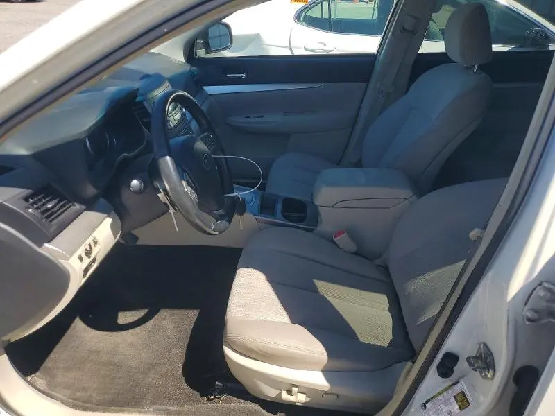 2013 SUBARU OUTBACK 2.5I PREMIUM  