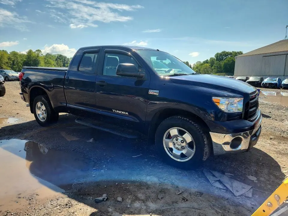 2010 TOYOTA TUNDRA DOUBLE CAB SR5  