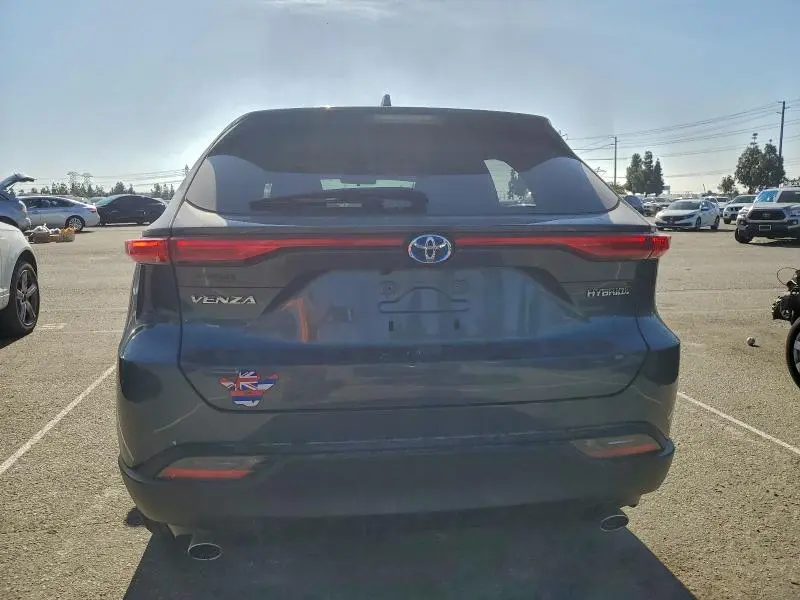 2021 TOYOTA VENZA LE  