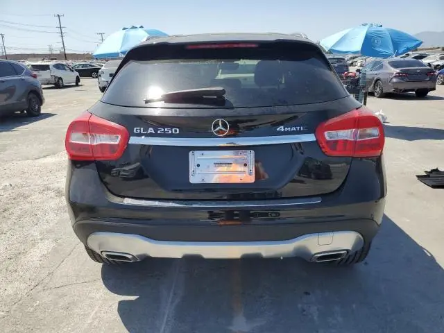 2020 MERCEDES-BENZ GLA 250 4MATIC  