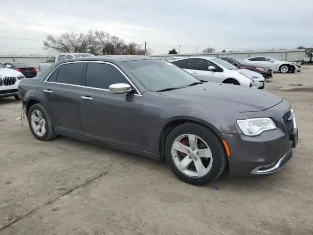 2019 CHRYSLER 300 LIMITED