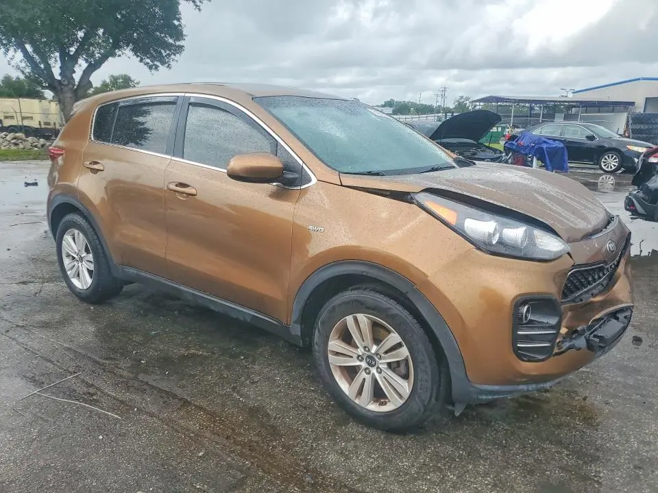 2017 KIA SPORTAGE LX  