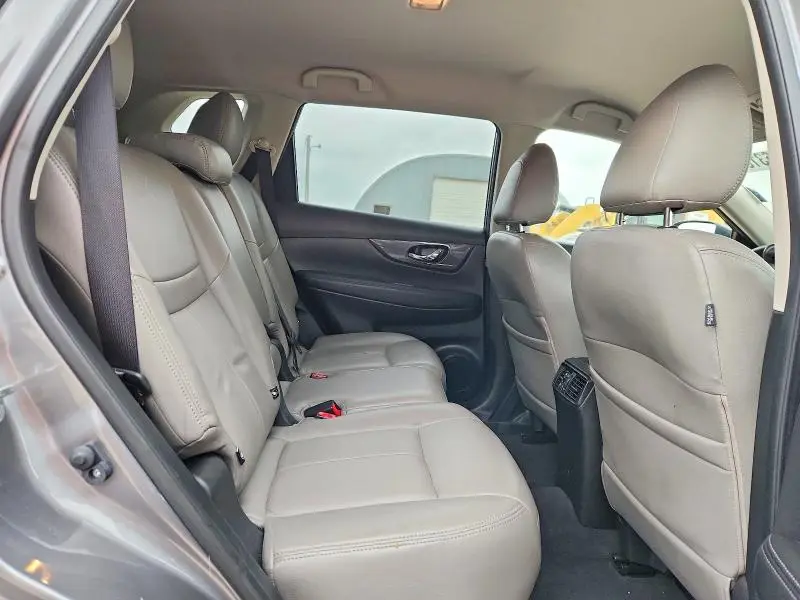 2020 NISSAN ROGUE SV  