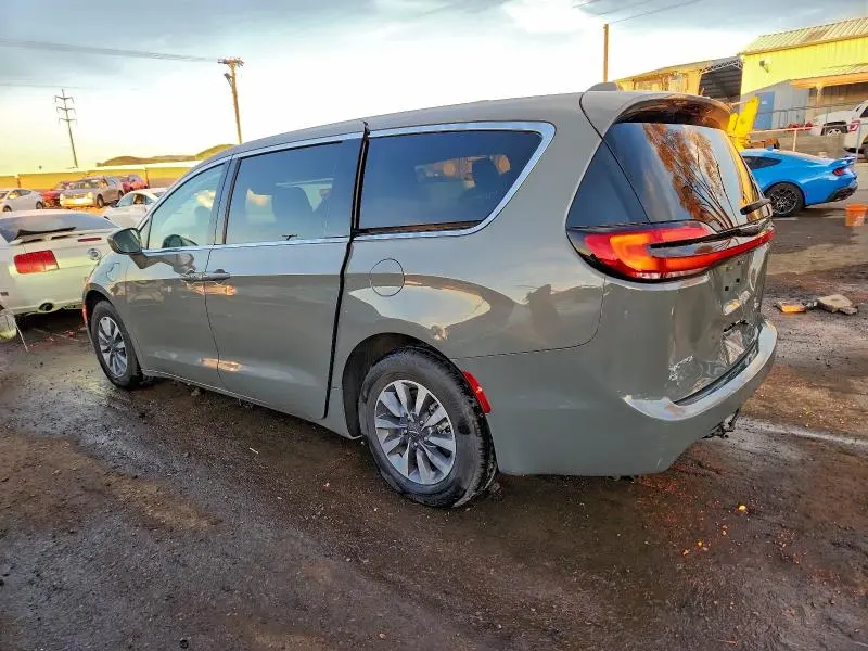 2022 CHRYSLER PACIFICA HYBRID TOURING L  