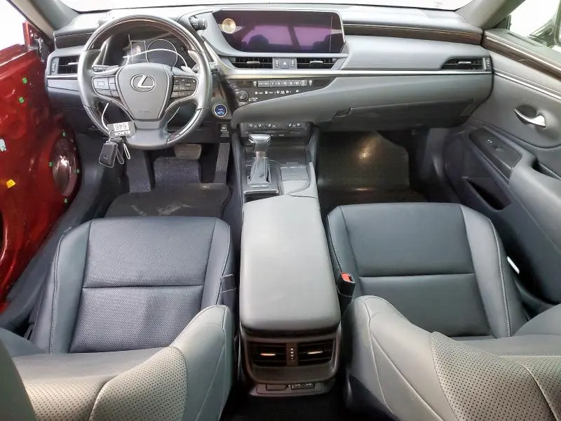 2019 LEXUS ES 300H  