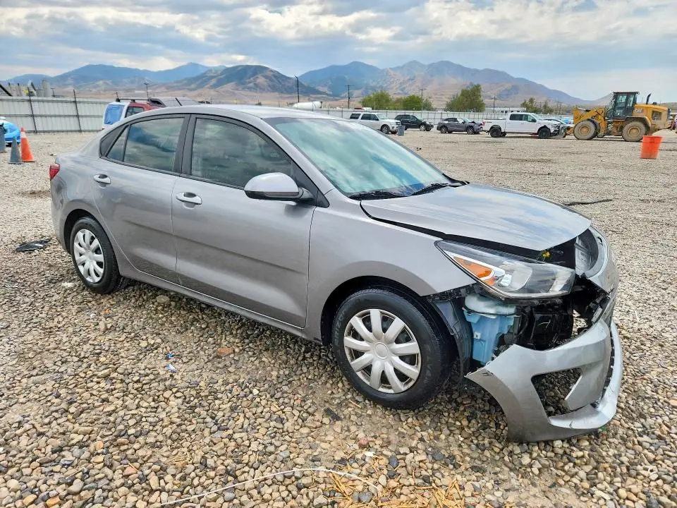 2022 KIA RIO S  