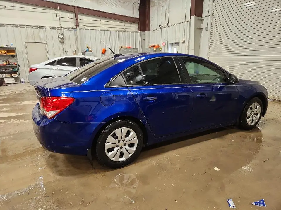 2013 CHEVROLET CRUZE LS  