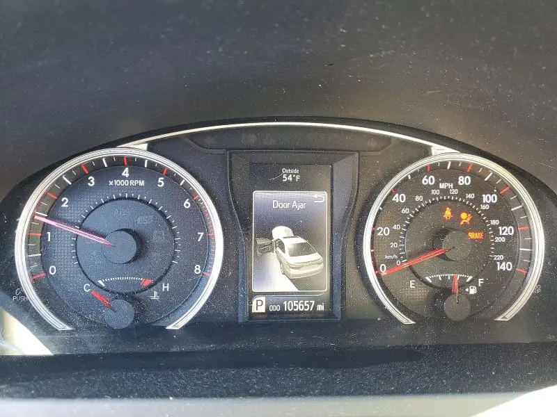 2015 TOYOTA CAMRY LE  