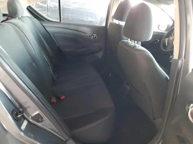 2018 NISSAN VERSA S