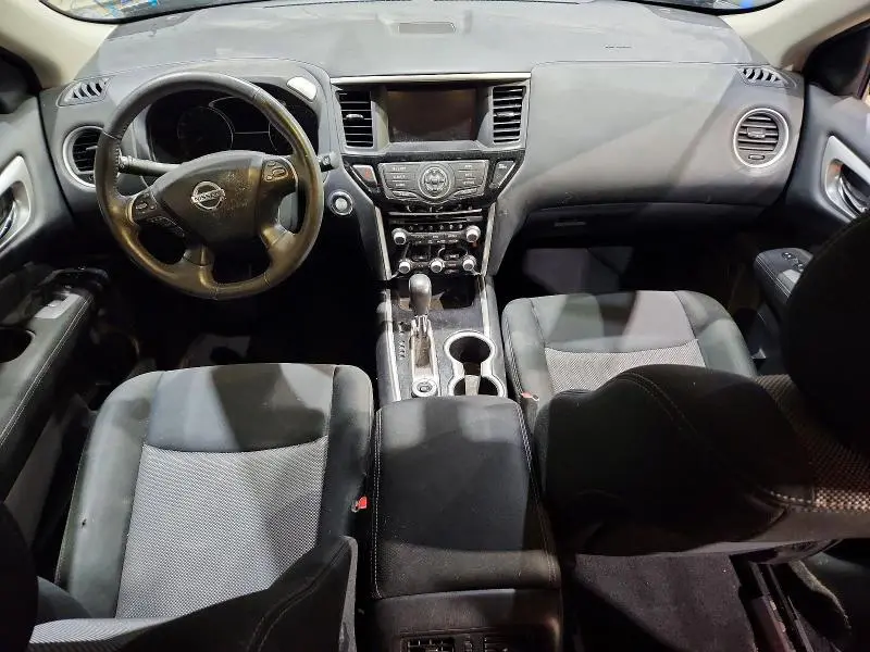 2017 NISSAN PATHFINDER SV  