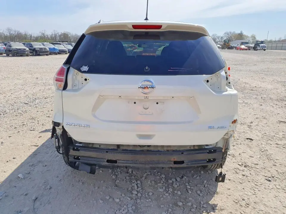 2016 NISSAN ROGUE SL  