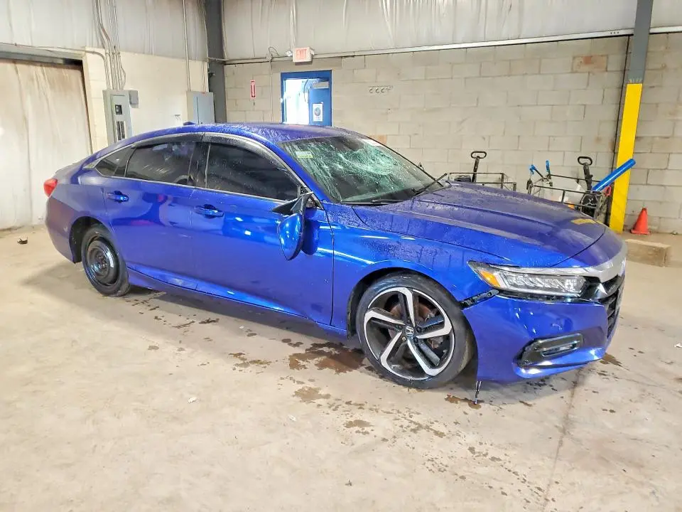 2019 HONDA ACCORD SPORT  