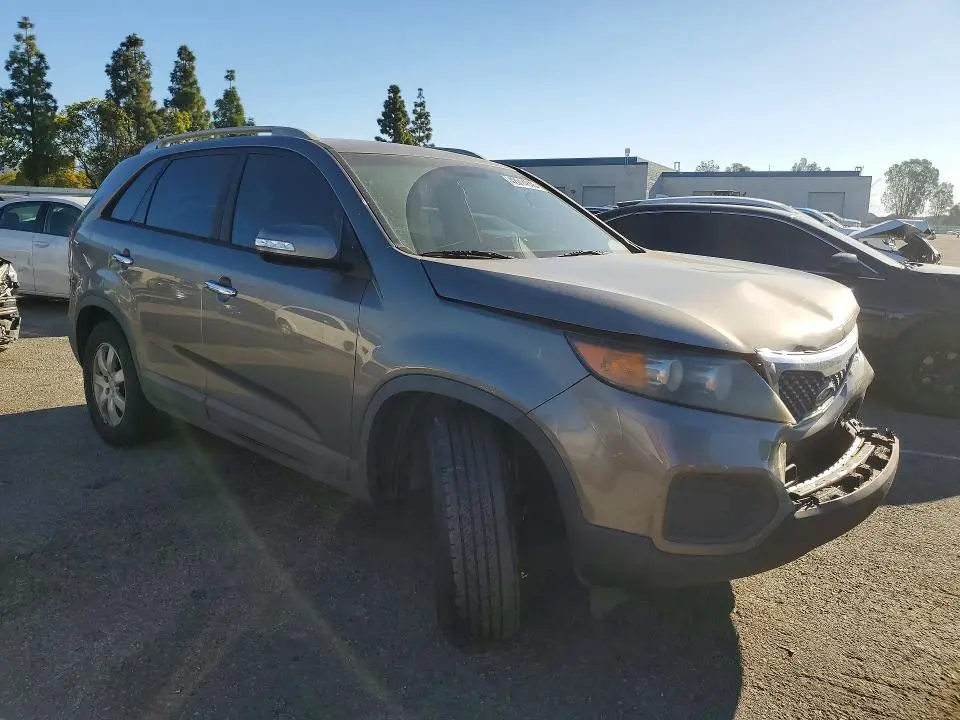 2012 KIA SORENTO LX  