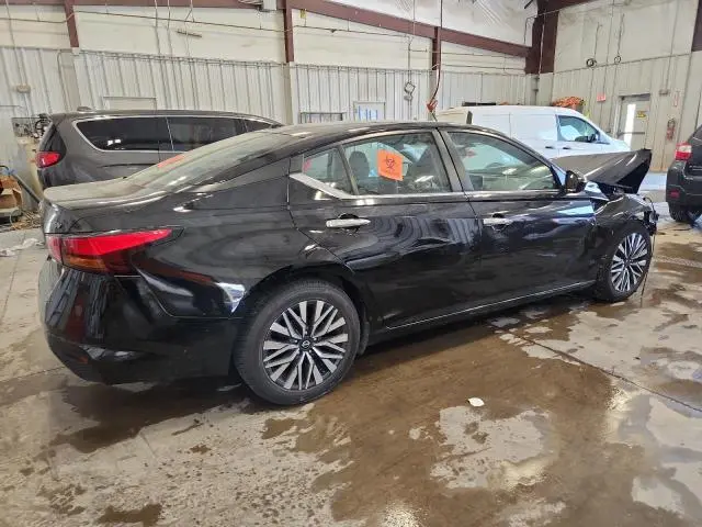 2023 NISSAN ALTIMA SV  