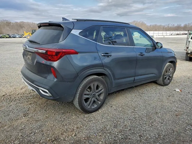 2021 KIA SELTOS S  