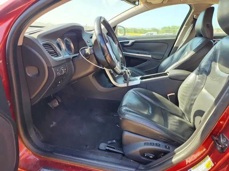 2013 VOLVO S60 T5  