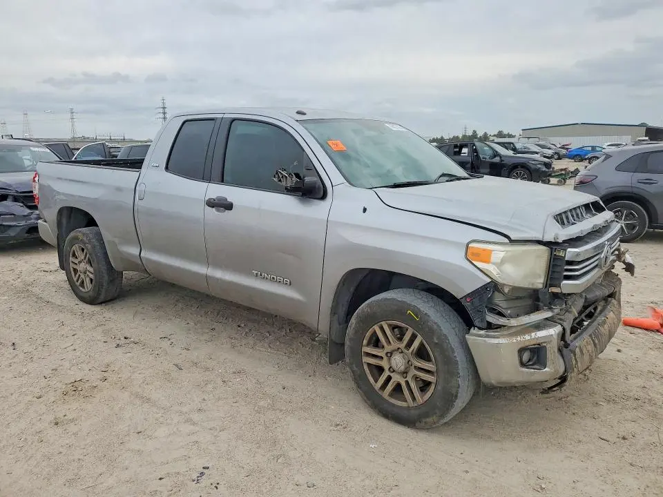 2016 TOYOTA TUNDRA SR5  
