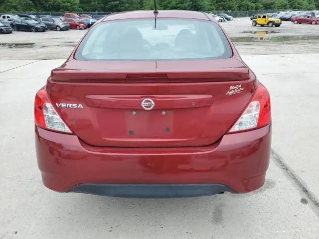 2018 NISSAN VERSA S  