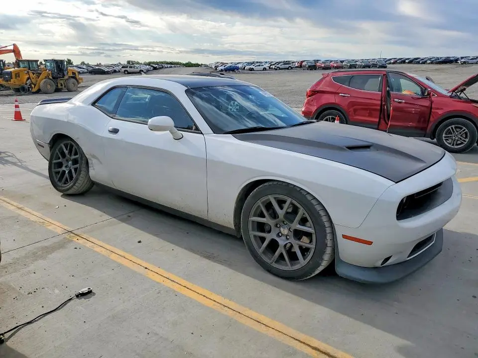 2016 DODGE CHALLENGER R  