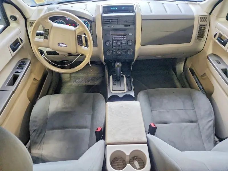 2011 FORD ESCAPE XLS  