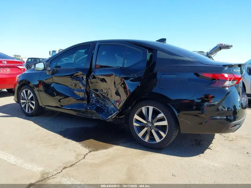 2021 NISSAN VERSA SR XTRONIC CVT