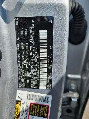 2022 TOYOTA HIGHLANDER XLE  