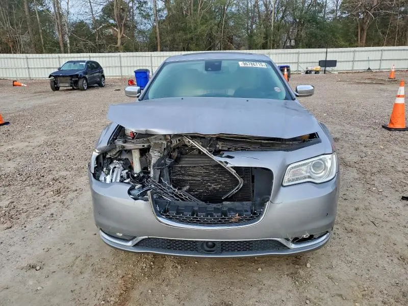 2018 CHRYSLER 300 LIMITED  