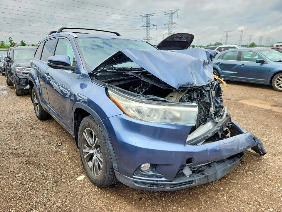 2016 TOYOTA HIGHLANDER XLE  