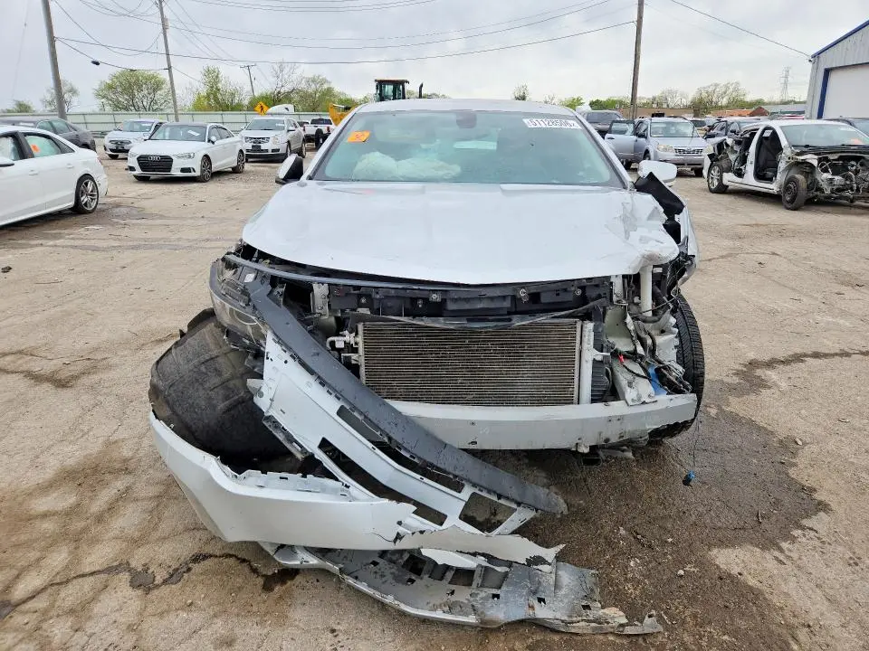 2016 CHEVROLET IMPALA LT  