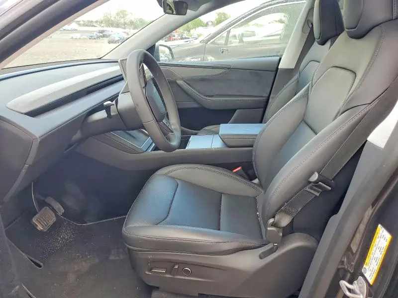 2026 TESLA MODEL Y   