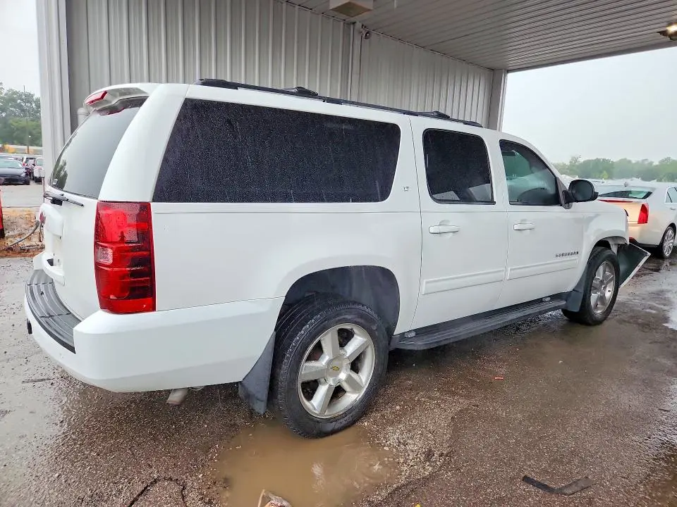 2013 CHEVROLET SUBURBAN K1500 LT  