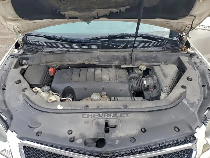 2011 CHEVROLET TRAVERSE LT  