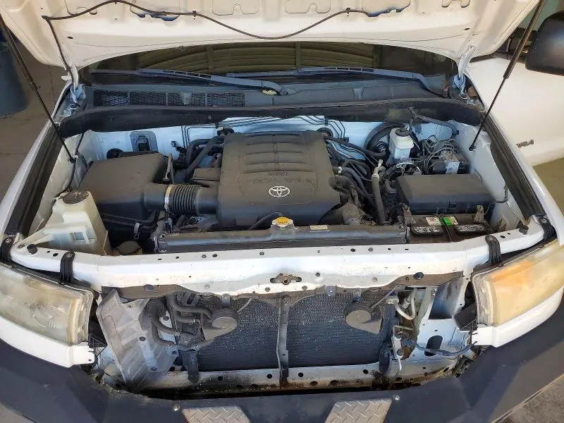 2011 TOYOTA TUNDRA DOUBLE CAB SR5  