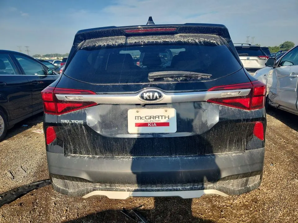 2021 KIA SELTOS LX  