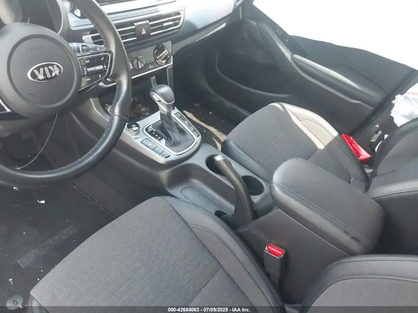 2021 KIA SELTOS S