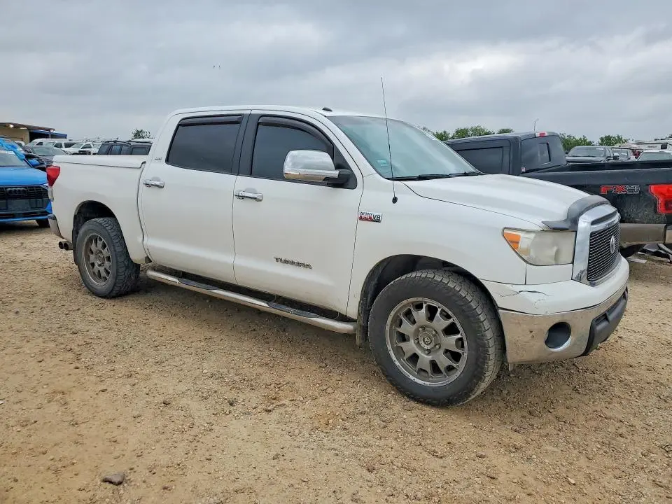 2010 TOYOTA TUNDRA CREWMAX SR5  