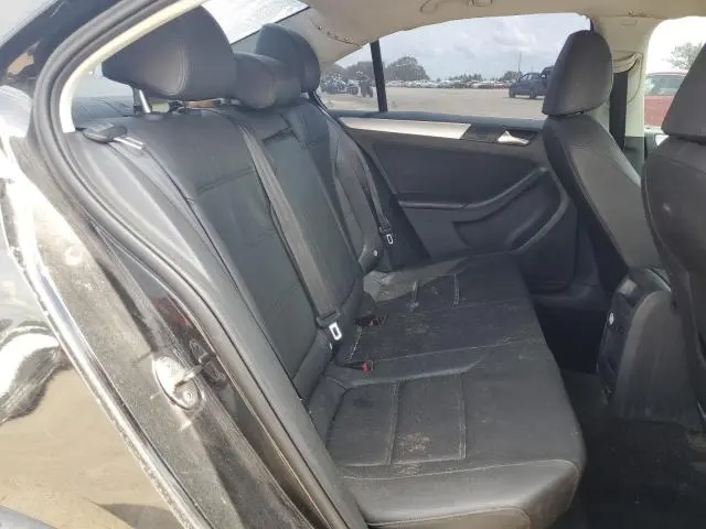 2011 VOLKSWAGEN JETTA SEL  
