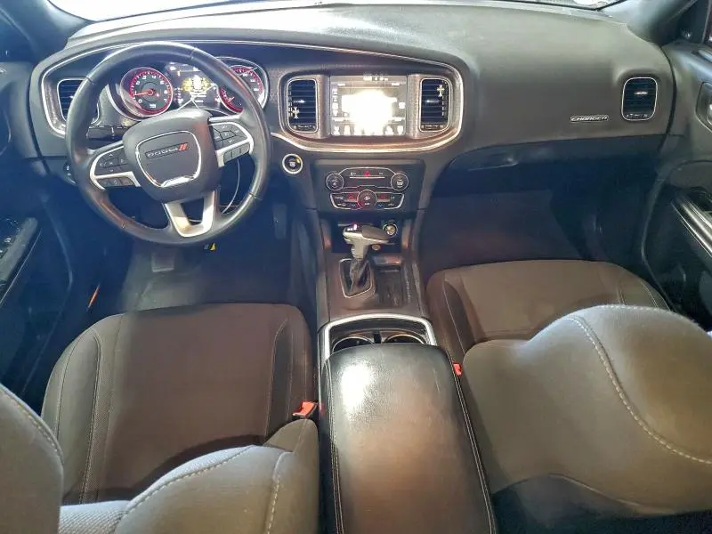 2016 DODGE CHARGER SXT  