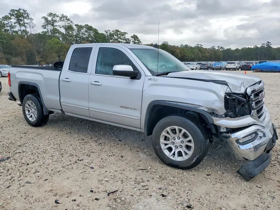 2017 GMC SIERRA K1500 SLE  