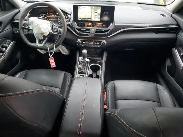 2024 NISSAN ALTIMA SR  