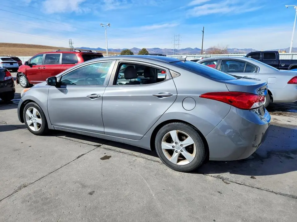 2013 HYUNDAI ELANTRA GLS  