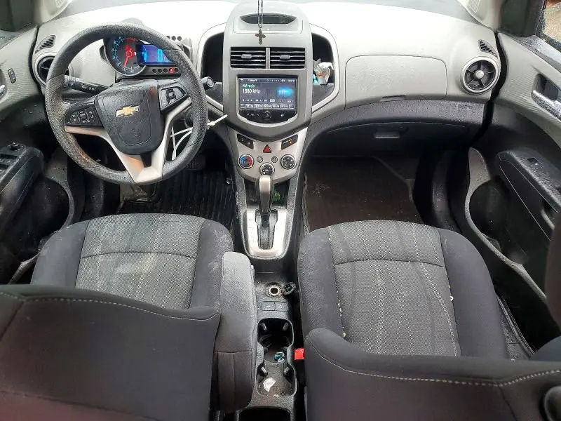 2016 CHEVROLET SONIC LT  