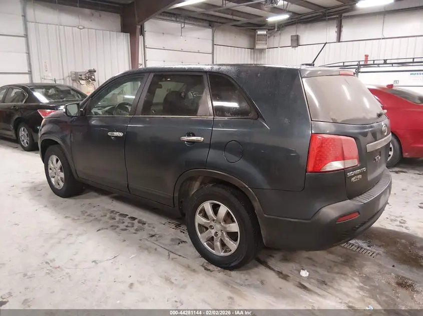 2012 KIA SORENTO LX