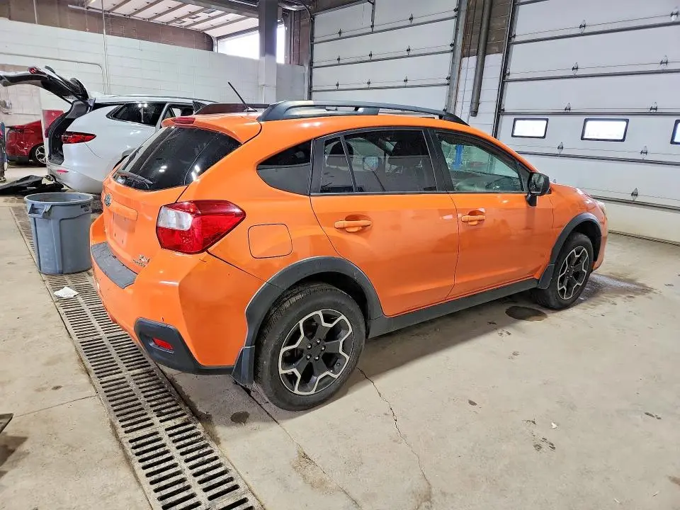 2014 SUBARU CROSSTREK LIMITED  