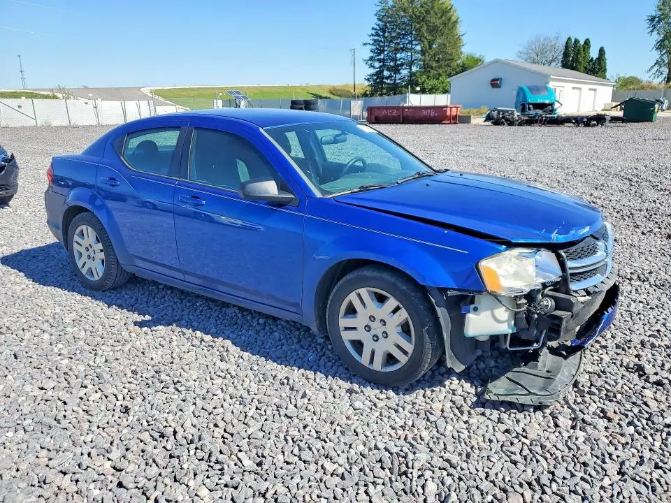 2014 DODGE AVENGER SE  