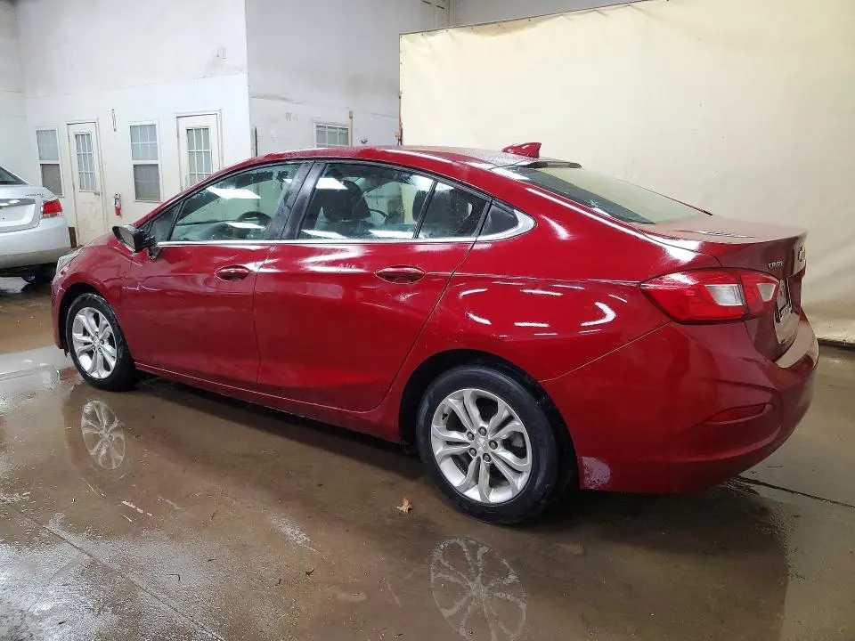 2019 CHEVROLET CRUZE LT  