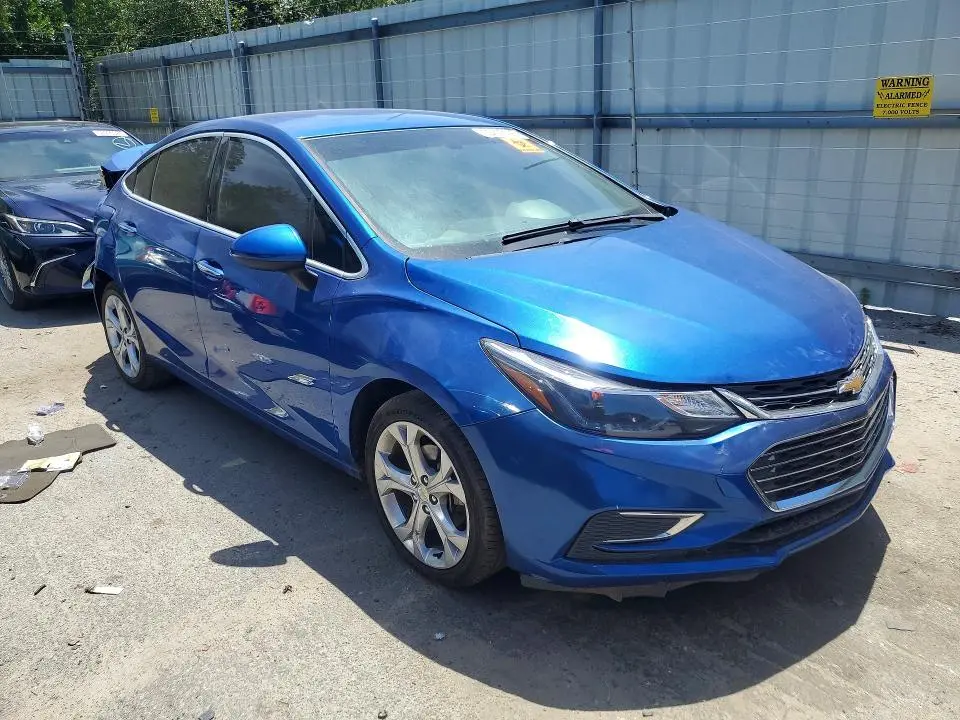 2017 CHEVROLET CRUZE   