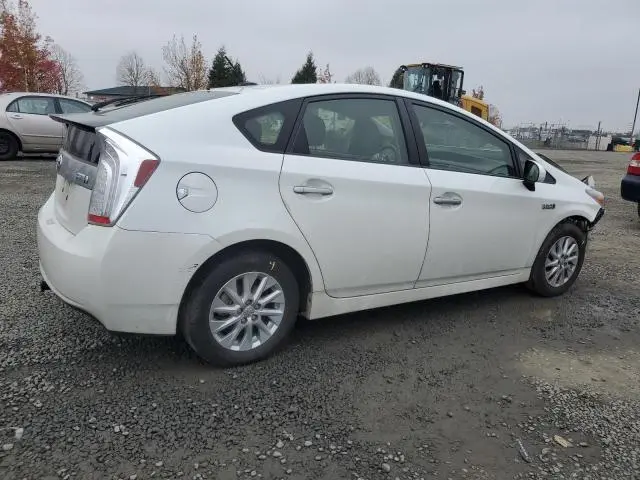 2012 TOYOTA PRIUS PLUG-IN   
