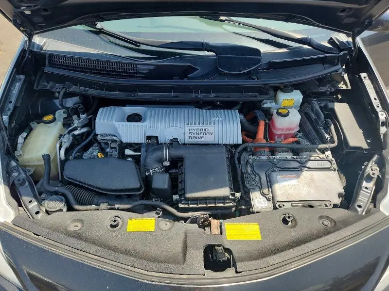 2012 TOYOTA PRIUS V THREE  